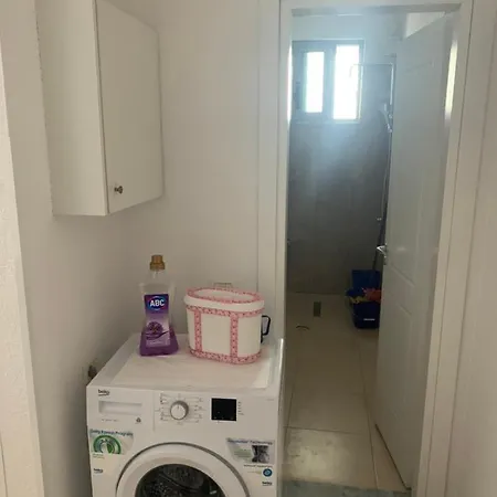 شقة Saranda Apartments *