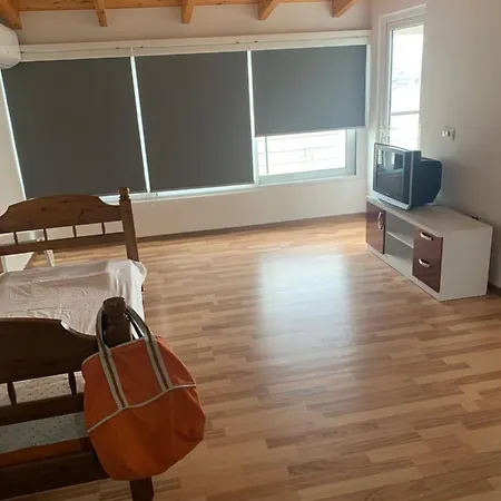 Saranda Apartments ساراندا